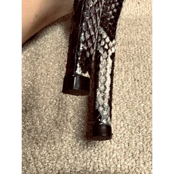 Stuart Weitzman Heritage Azur Reptile Leather Platform Pumps Heels Size 8.5 - Picture 9 of 11